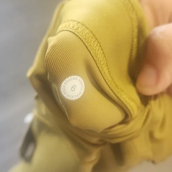 Lululemon SenseKnit High-Rise Running Tight 28" Auric Gold - Picture 7 of 7